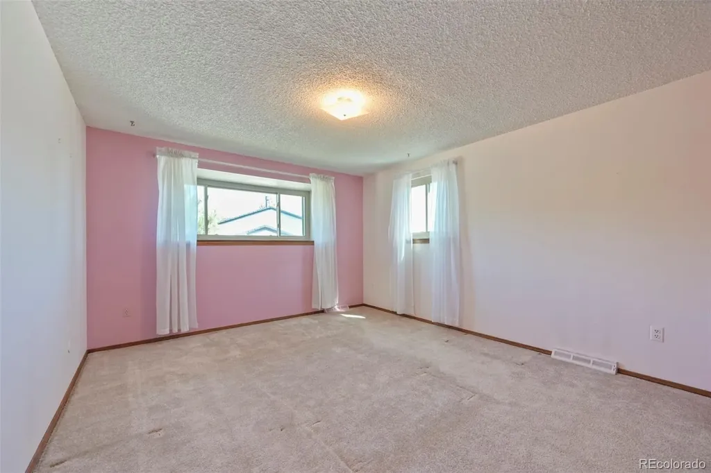 11468 E Berry Drive Englewood CO 80111