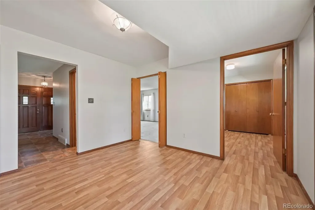 11468 E Berry Drive Englewood CO 80111