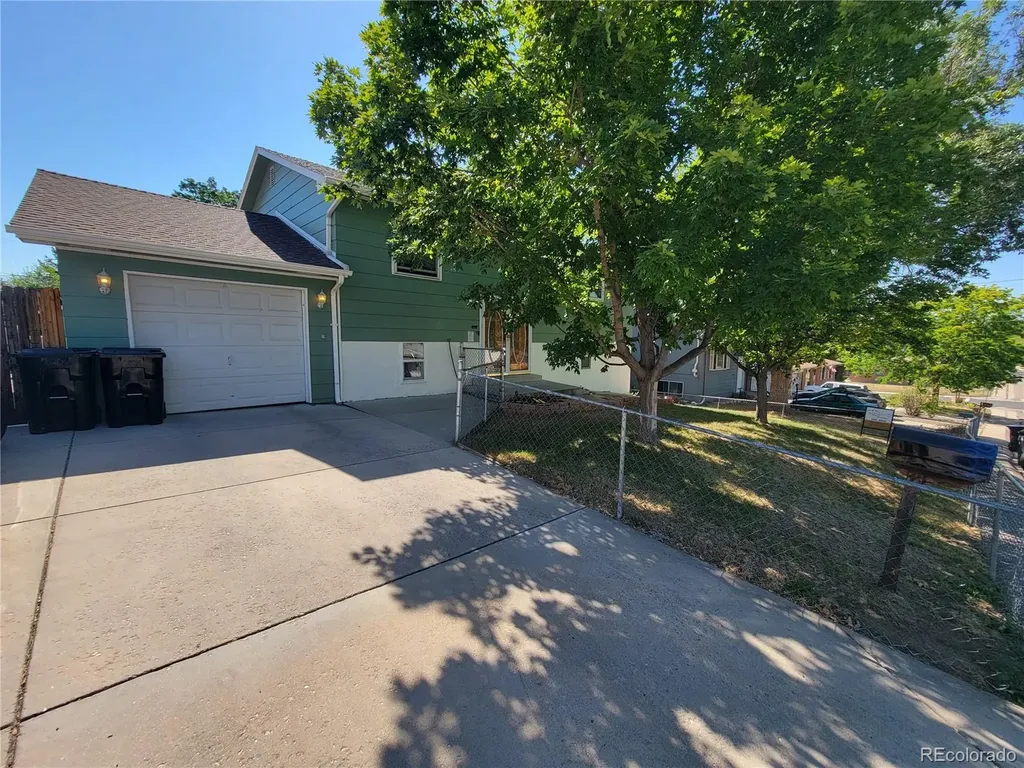 7620 Teller Street Arvada CO 80003