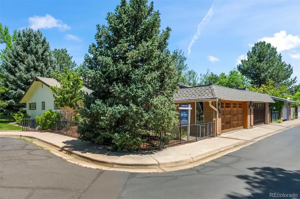 4824 Briar Ridge Court Boulder CO 80301