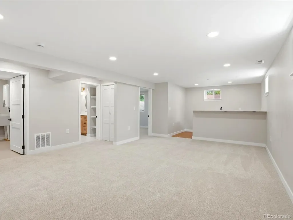 3403 S Ivanhoe Way Denver CO 80222