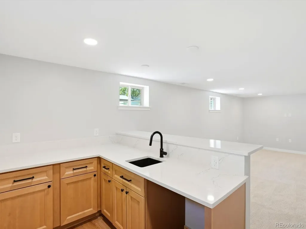 3403 S Ivanhoe Way Denver CO 80222