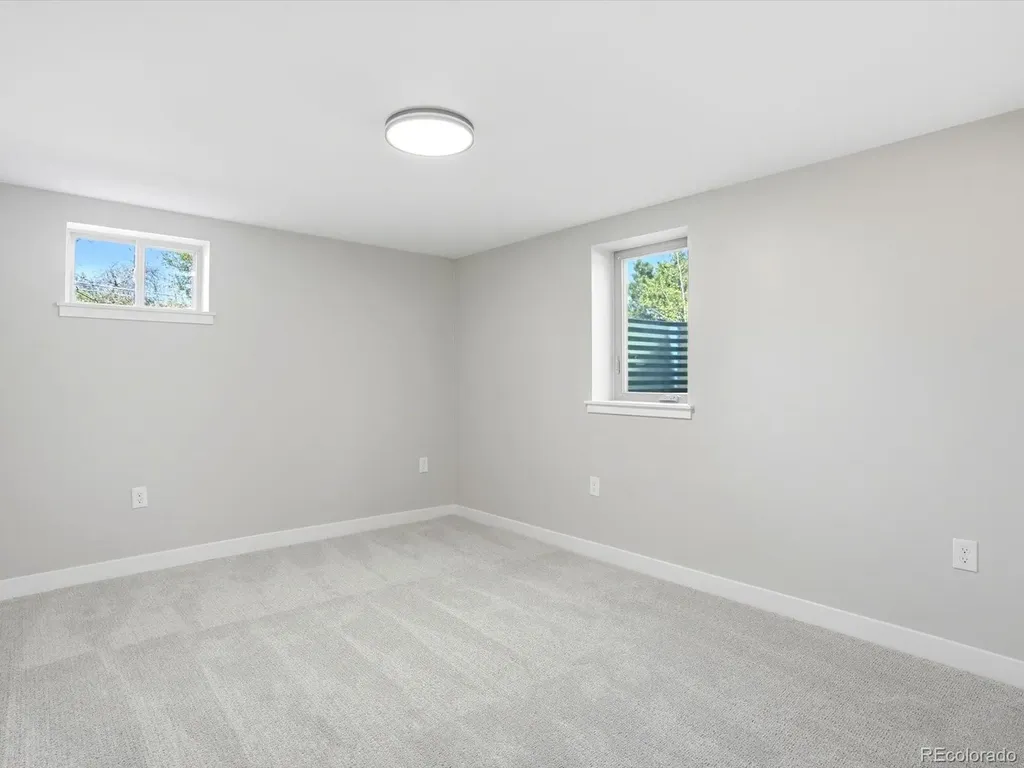 3403 S Ivanhoe Way Denver CO 80222