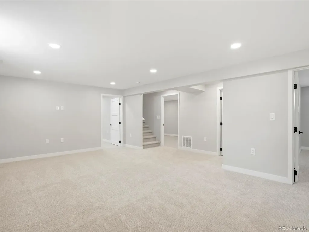 3403 S Ivanhoe Way Denver CO 80222