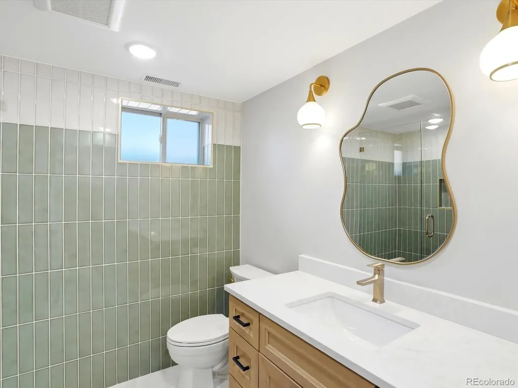 3403 S Ivanhoe Way Denver CO 80222