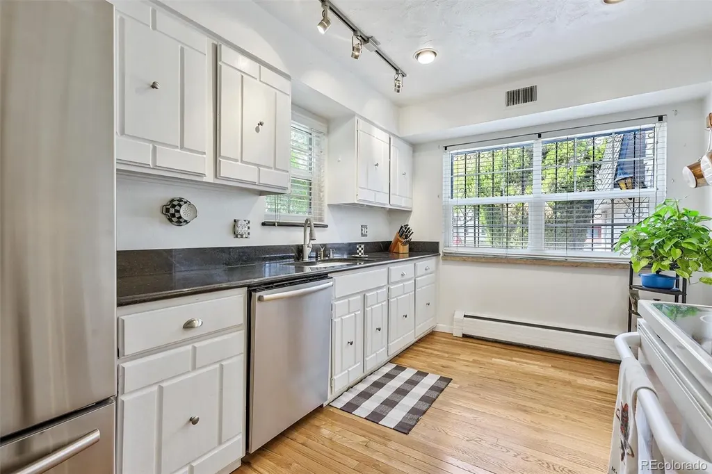 3538 S Ivanhoe Street Denver CO 80237