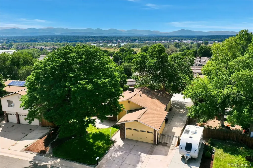 7209 S Houstoun Waring Circle Littleton CO 80120
