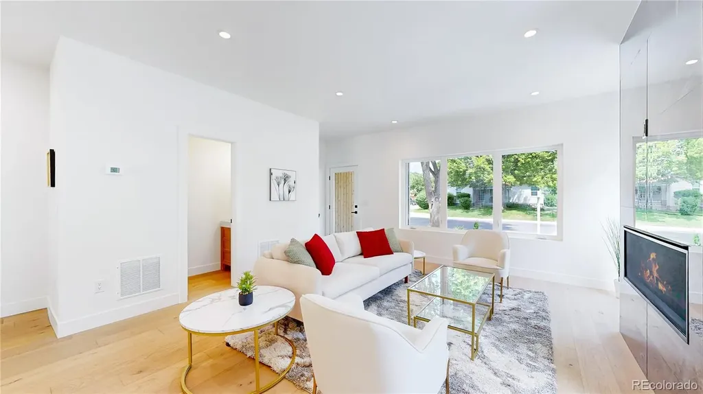2137 S High Street Denver CO 80210