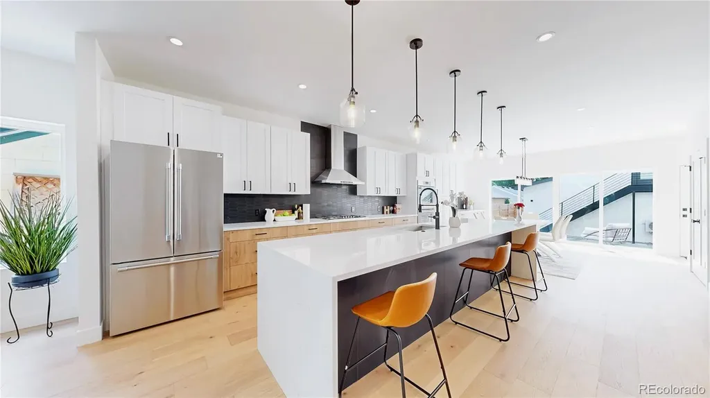 2137 S High Street Denver CO 80210