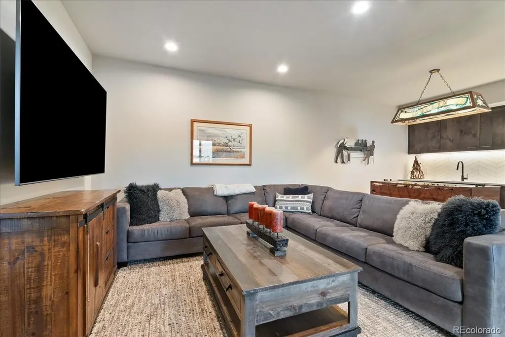 230 Telluride Court Dillon CO 80435