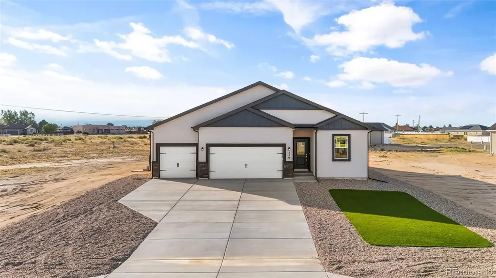 559 E Bayview Drive Pueblo West CO 81007
