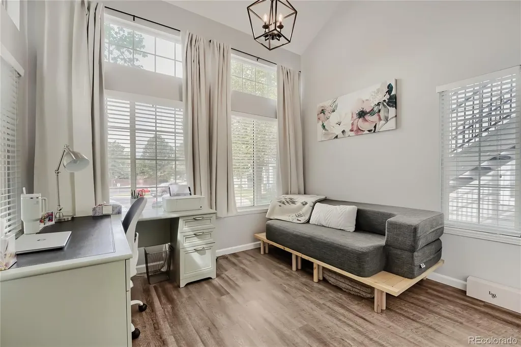 4094 S Carson Street Aurora CO 80014