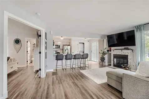 4094 S Carson Street Aurora CO 80014
