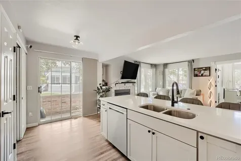4094 S Carson Street Aurora CO 80014
