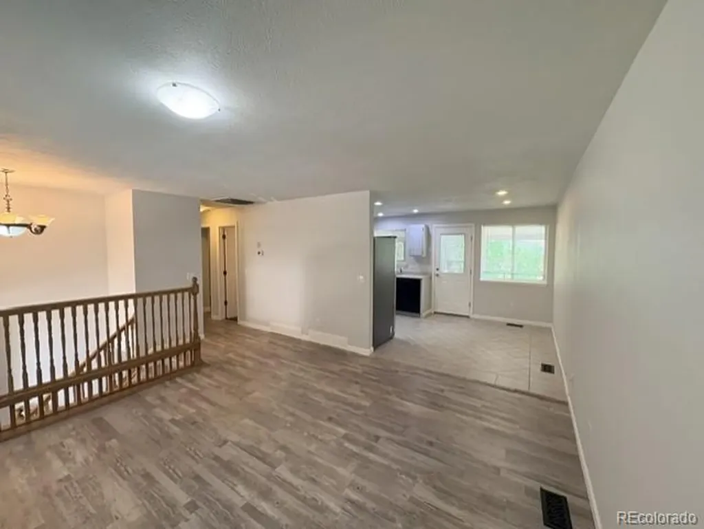 6043 S Dudley Way Littleton CO 80123