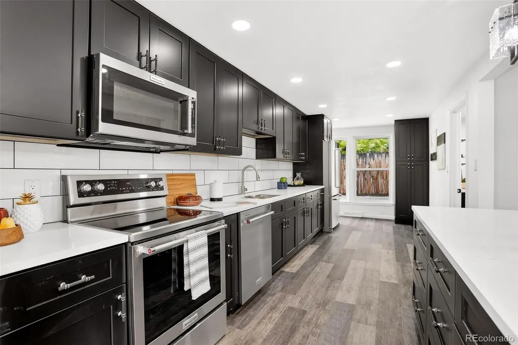 10480 W Center Avenue Lakewood CO 80226