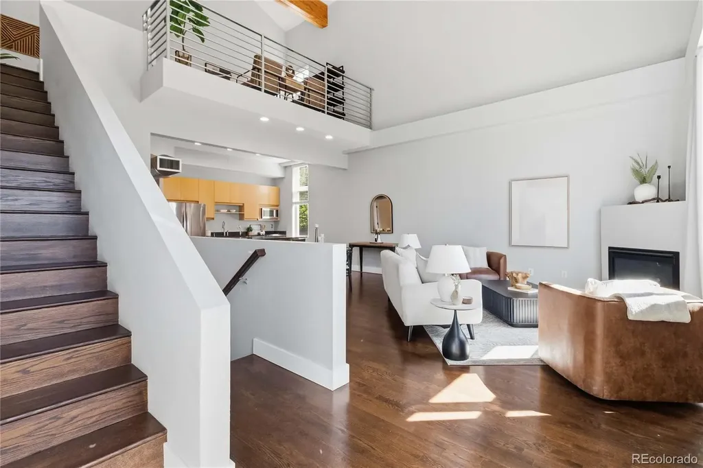 220 Roslyn Street Denver CO 80230