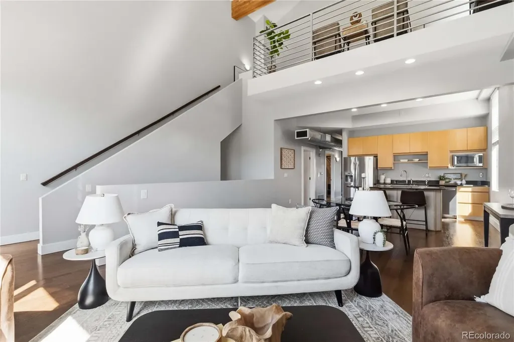 220 Roslyn Street Denver CO 80230