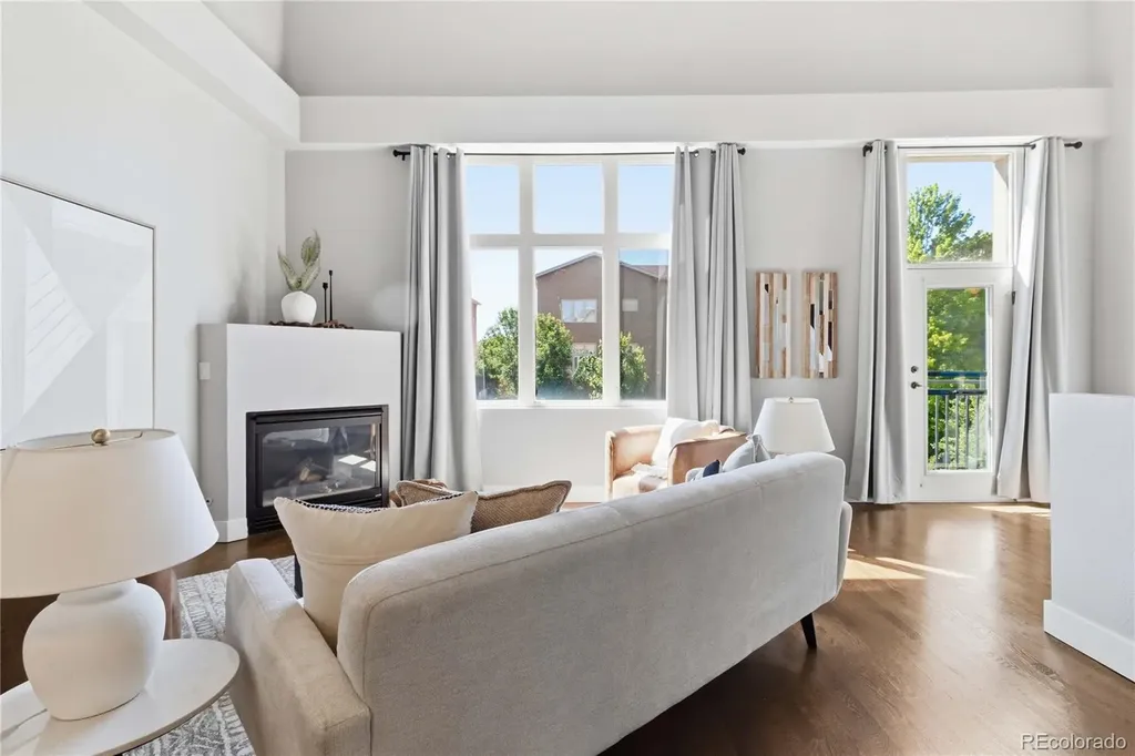 220 Roslyn Street Denver CO 80230