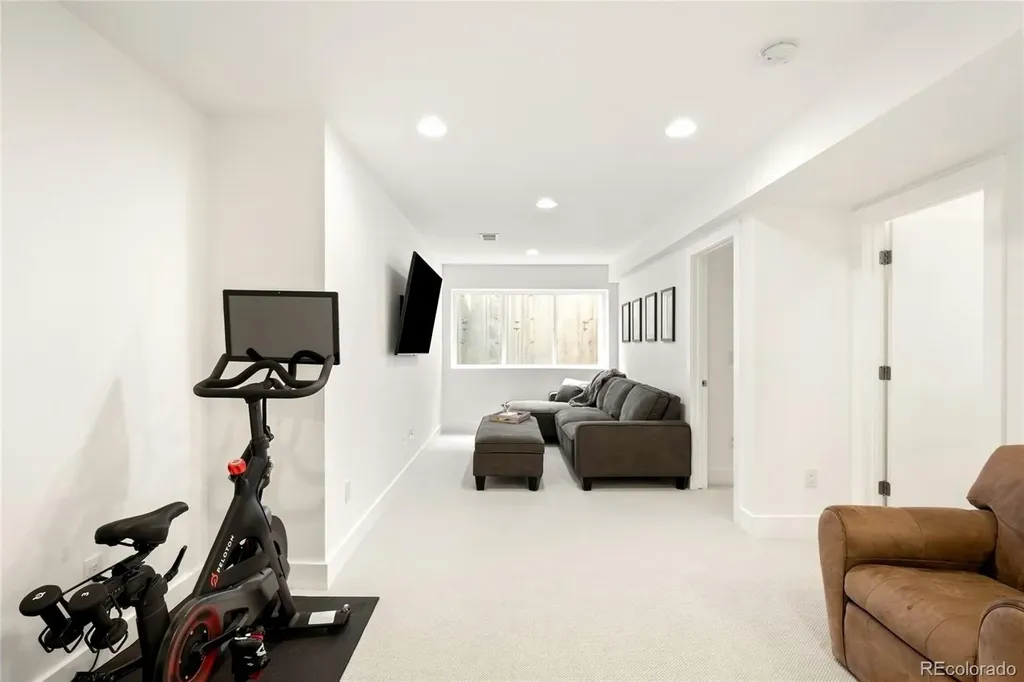 73 N Pennsylvania Street Denver CO 80203