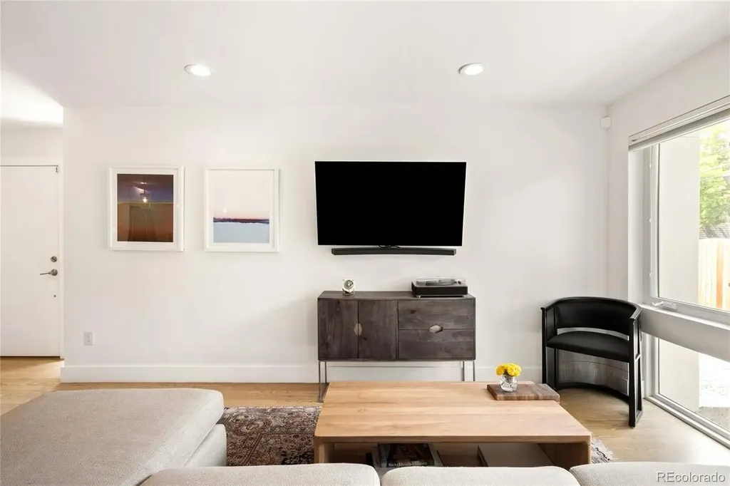 73 N Pennsylvania Street Denver CO 80203