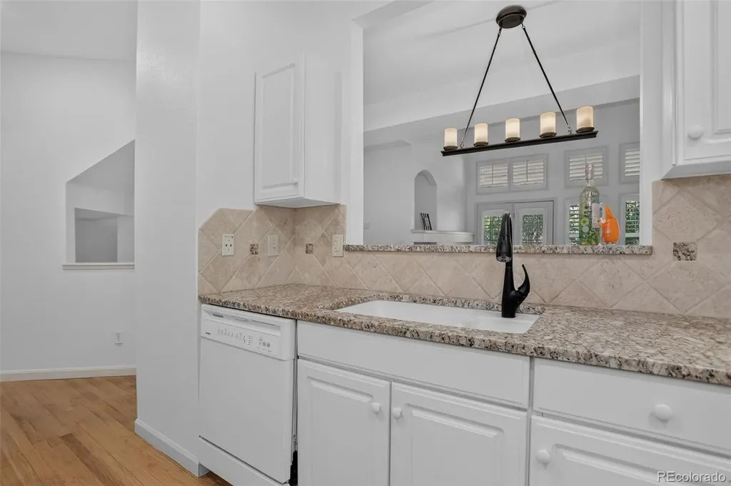 2718 W Greens Drive Littleton CO 80123