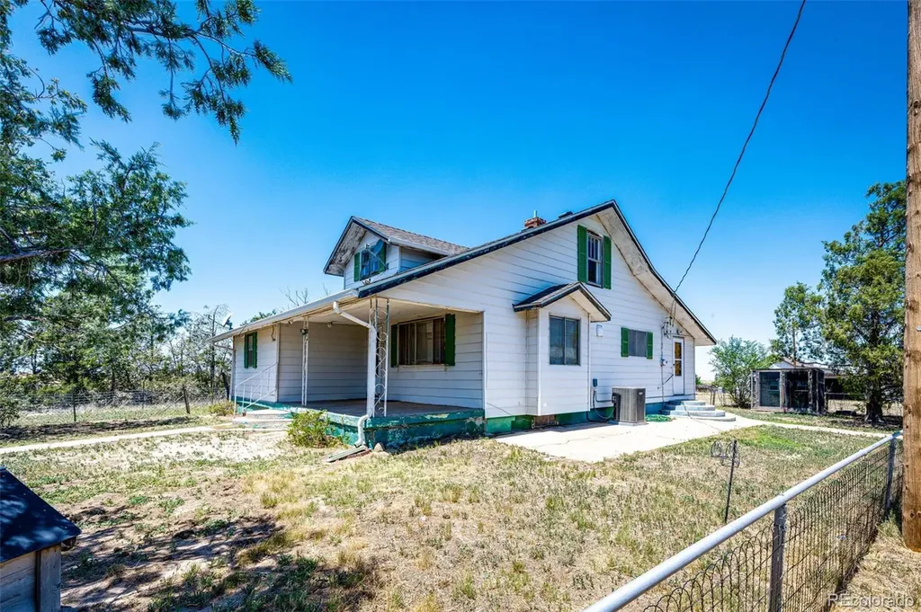 45501 E 38th Avenue Bennett CO 80102