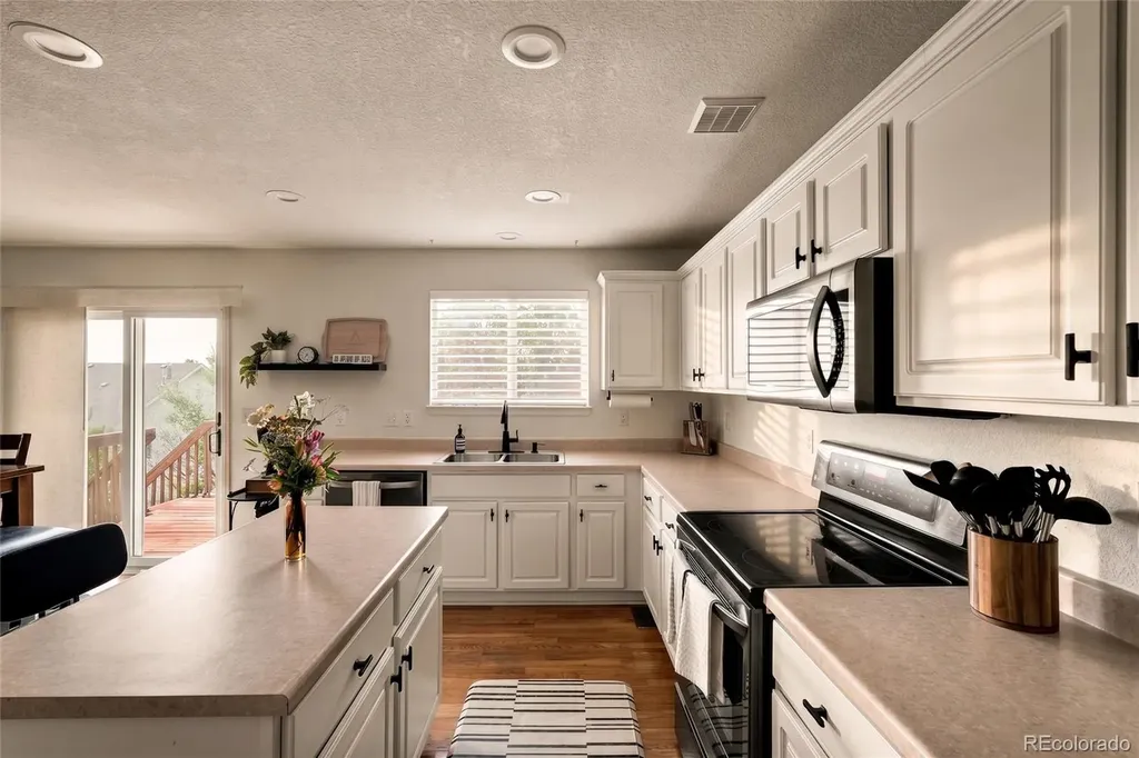 19338 E Dickenson Place Aurora CO 80013