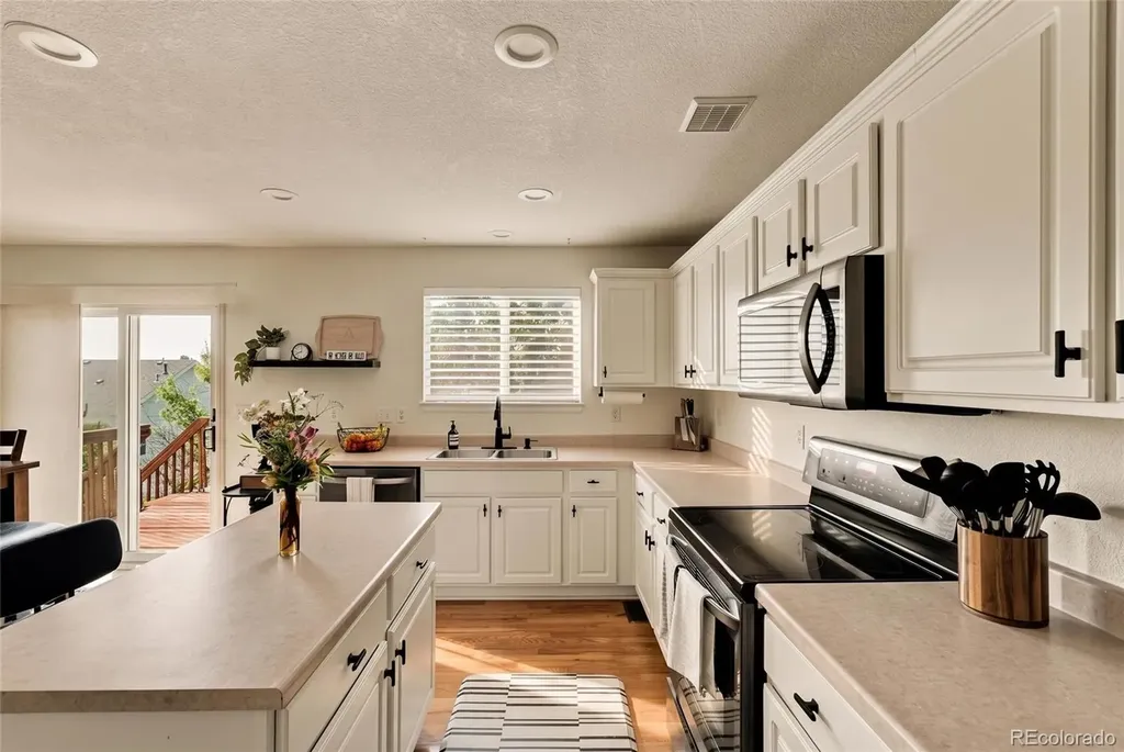 19338 E Dickenson Place Aurora CO 80013