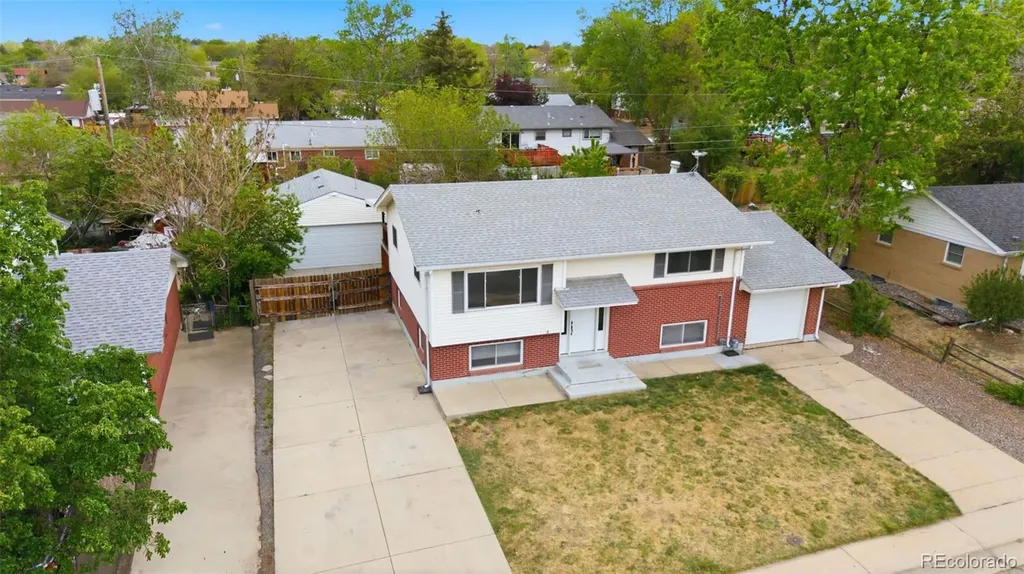 11471 Downing Street Northglenn CO 80233