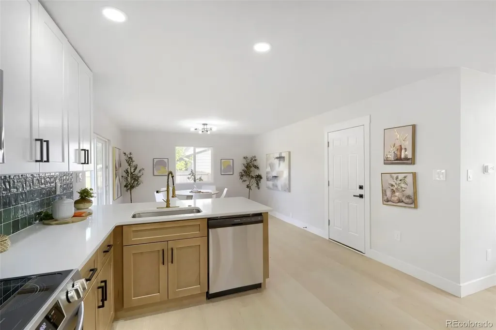 6177 W 65th Avenue Arvada CO 80003