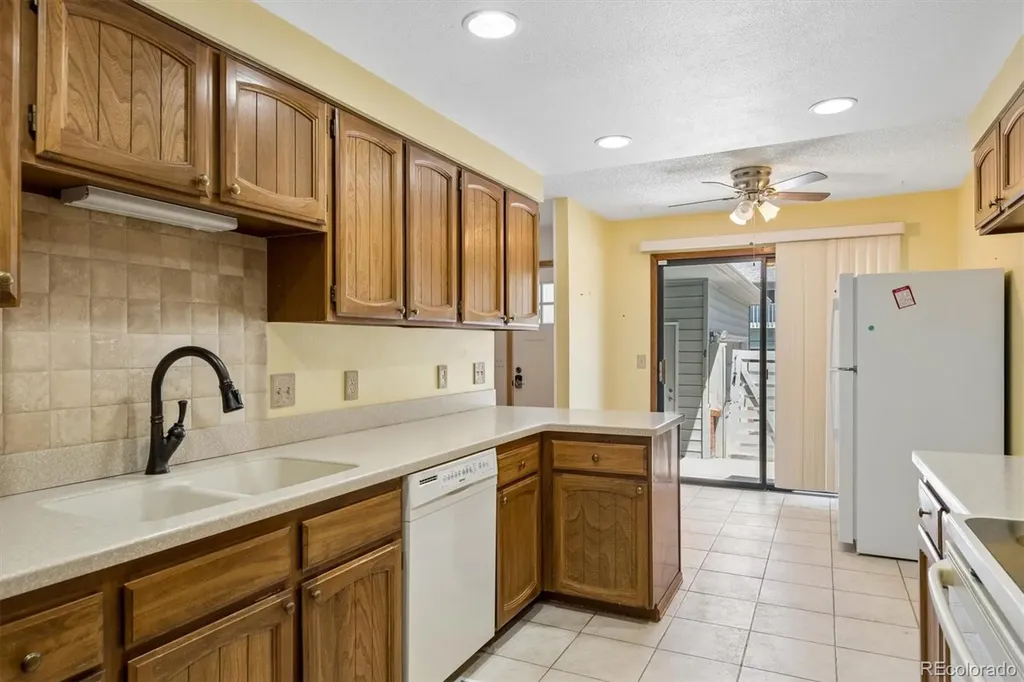 3007 E Long Circle S Littleton CO 80122