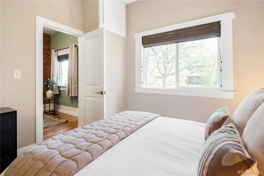 2339 N Gilpin Street Denver CO 80205