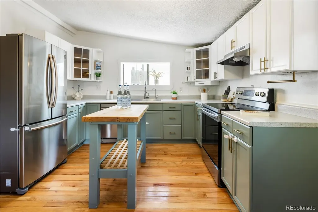 2339 N Gilpin Street Denver CO 80205