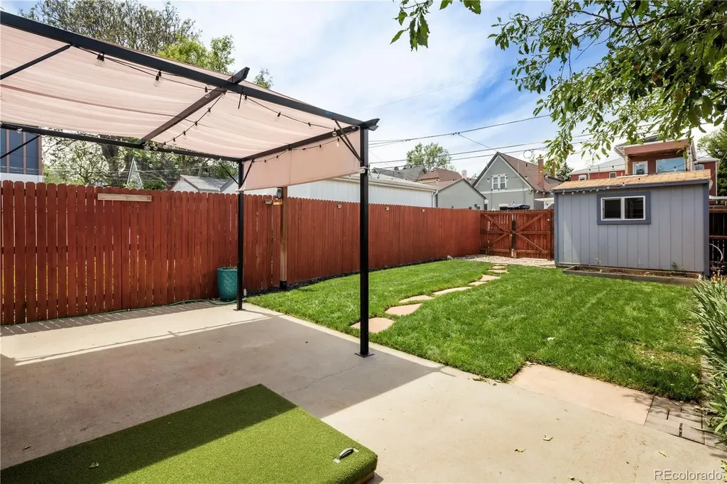 2339 N Gilpin Street Denver CO 80205