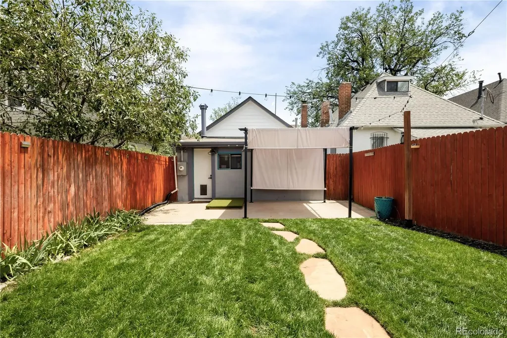 2339 N Gilpin Street Denver CO 80205