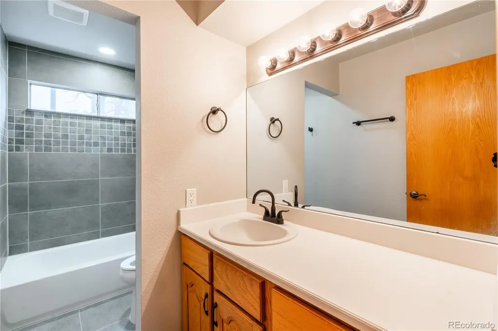 2902 Airport Road Colorado Springs CO 80910