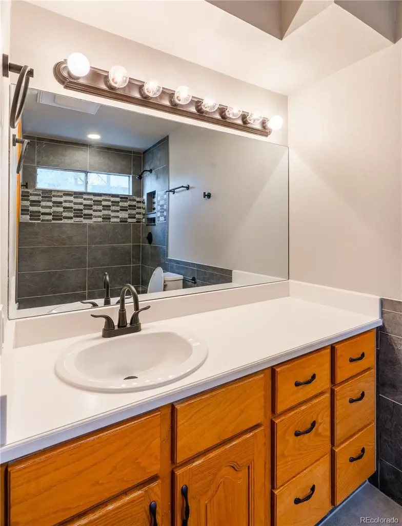 2902 Airport Road Colorado Springs CO 80910