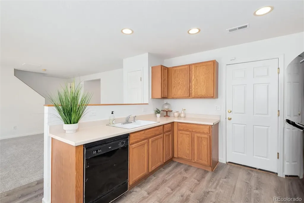10655 Forester Place Longmont CO 80504