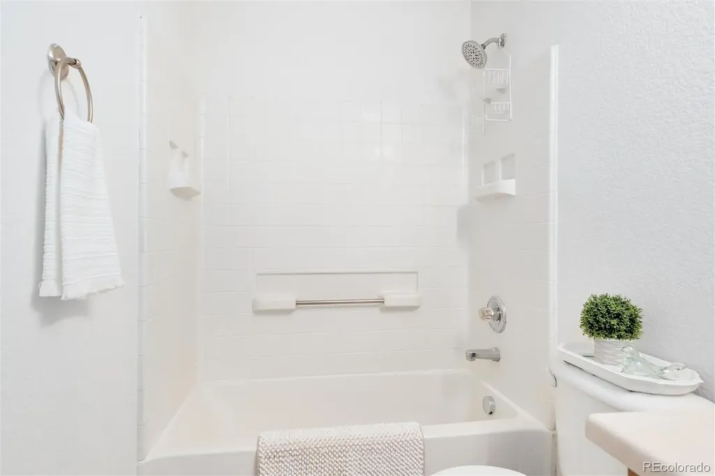 10655 Forester Place Longmont CO 80504