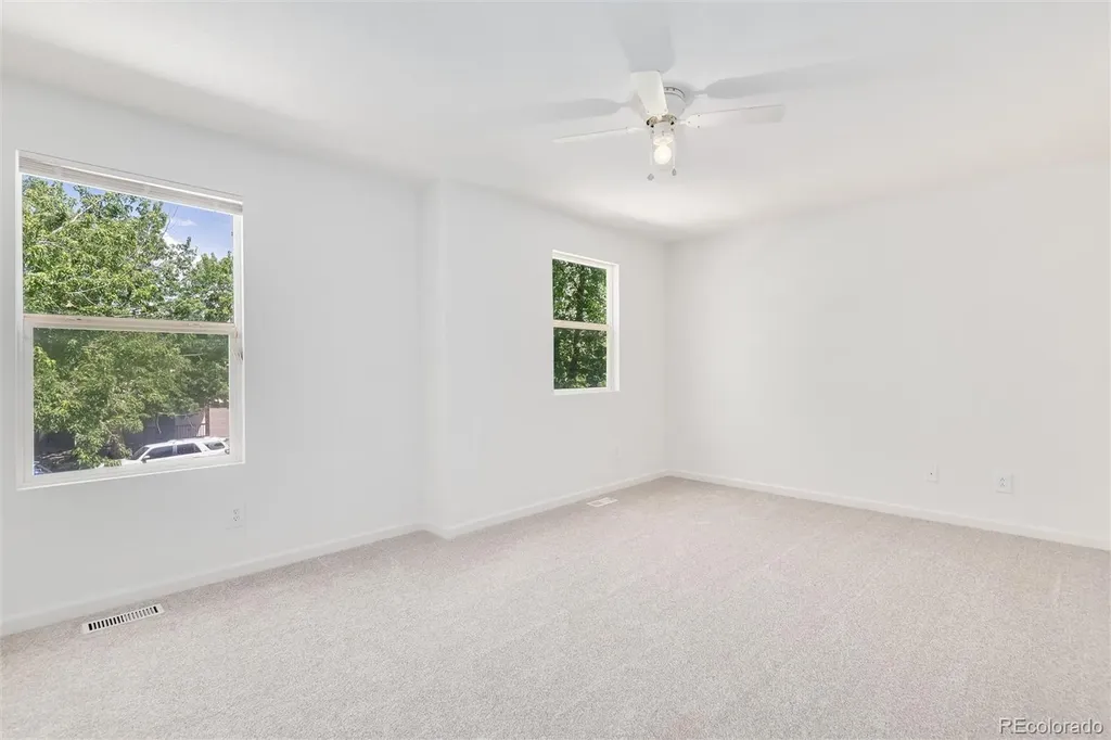 10655 Forester Place Longmont CO 80504