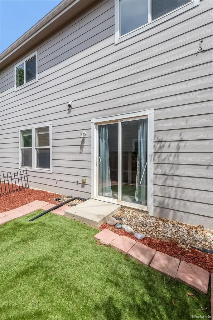 10655 Forester Place Longmont CO 80504