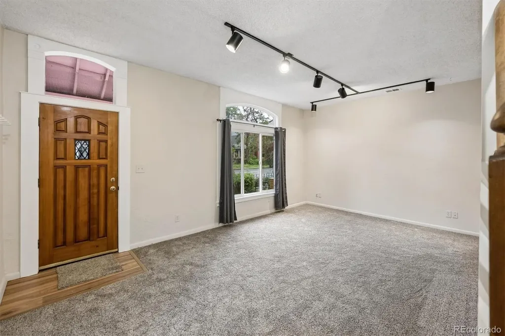 2747 Stout Street Denver CO 80205