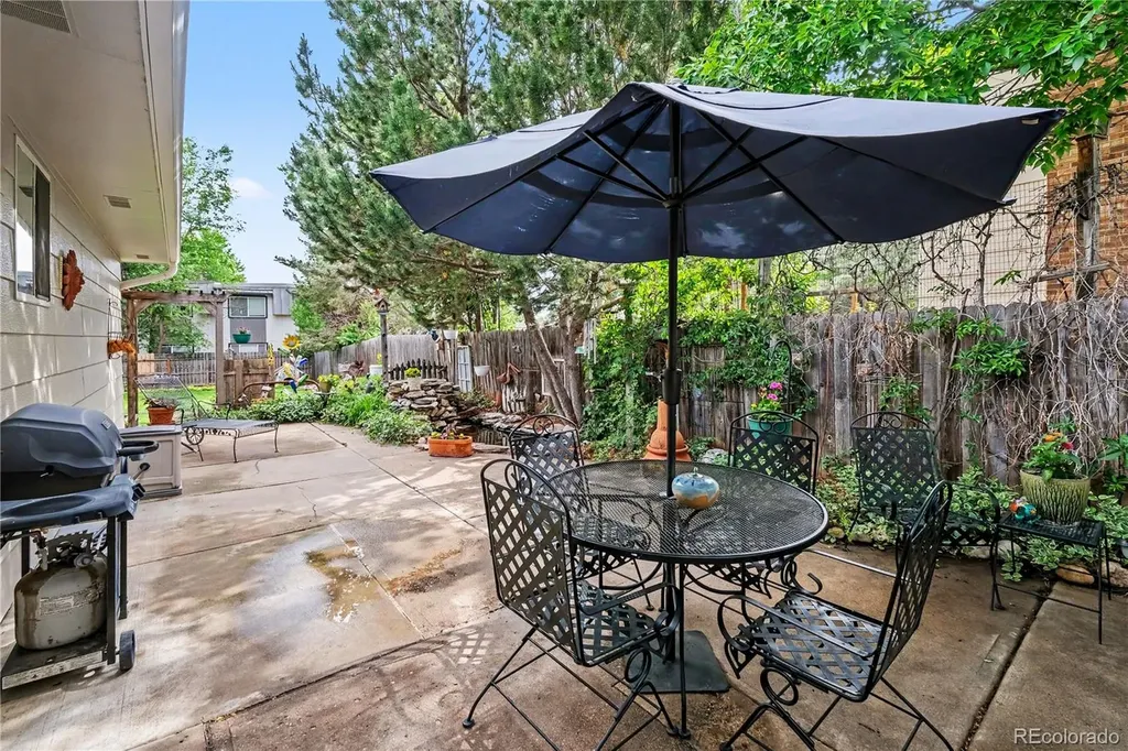 717 Shipman Mountain Court Windsor CO 80550