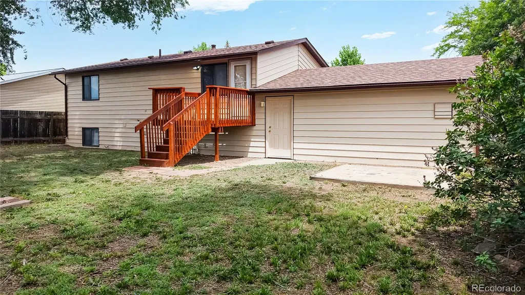 1002 Longview Drive Fort Lupton CO 80621