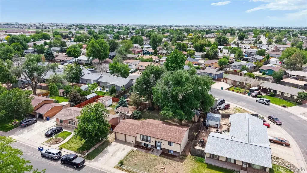 1002 Longview Drive Fort Lupton CO 80621