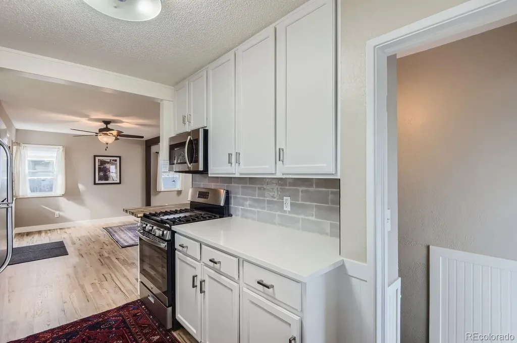 4406 S Logan Street Englewood CO 80113