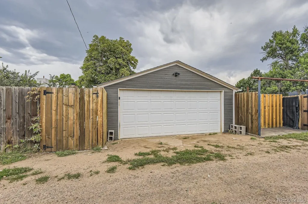 4406 S Logan Street Englewood CO 80113