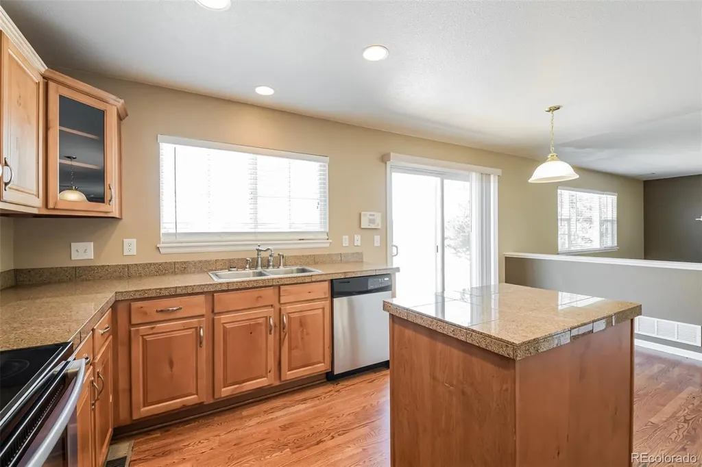 1148 S Duquesne Circle Aurora CO 80018