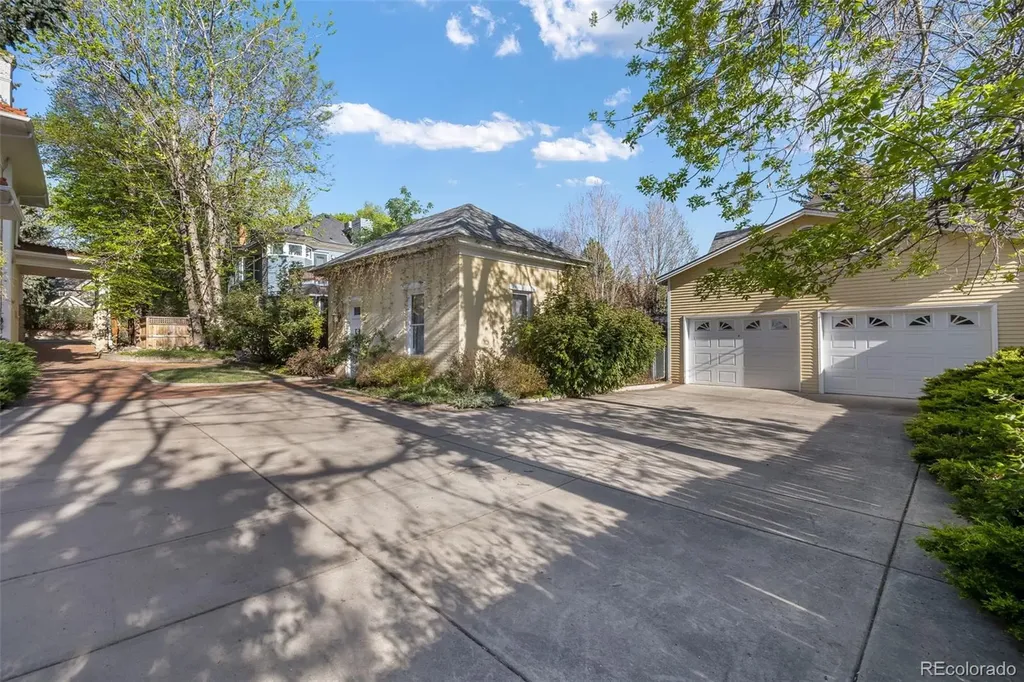 858 3rd Avenue Longmont CO 80501